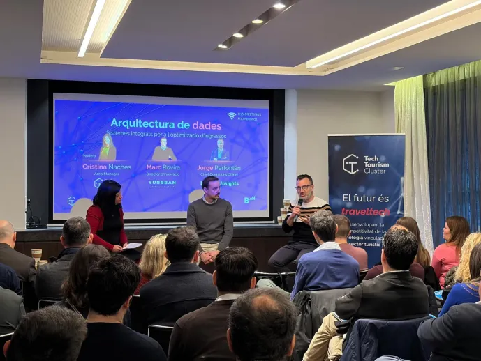 Connectar dades, transformar hotels